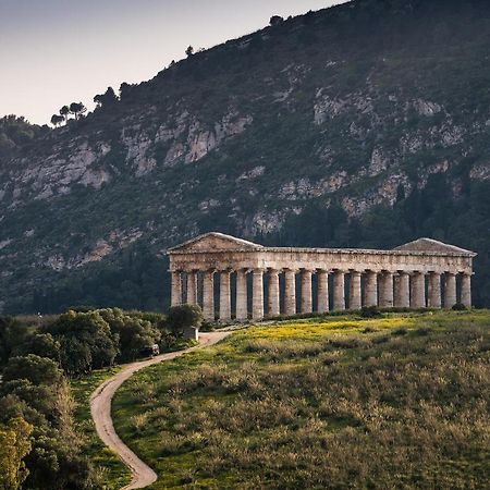 Helimos Bed&Breakfast Segesta Temple-Castellammare Калатафімі Екстер'єр фото