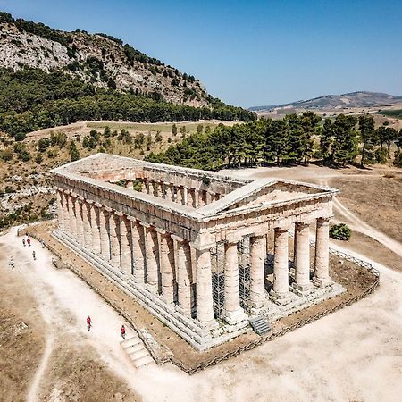 Helimos Bed&Breakfast Segesta Temple-Castellammare Калатафімі Екстер'єр фото